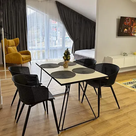 Yaremche Apartments شقة *